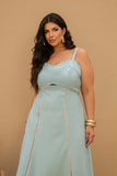 VESTIDO MIDI COM DETALHE ENTREMEIO